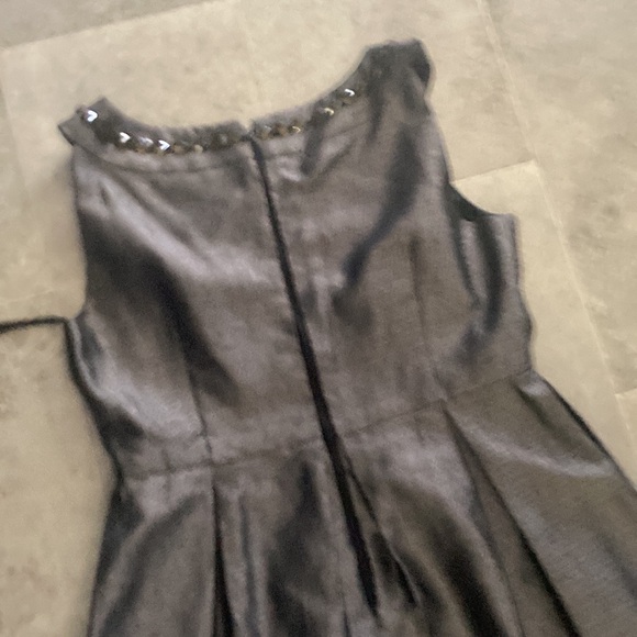 Maggy London - Picture 4 of 13